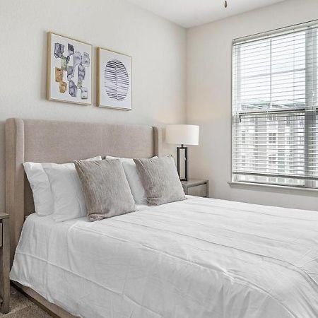 Landing At Center 301 - 2 Bedrooms In Belton Bagian luar foto