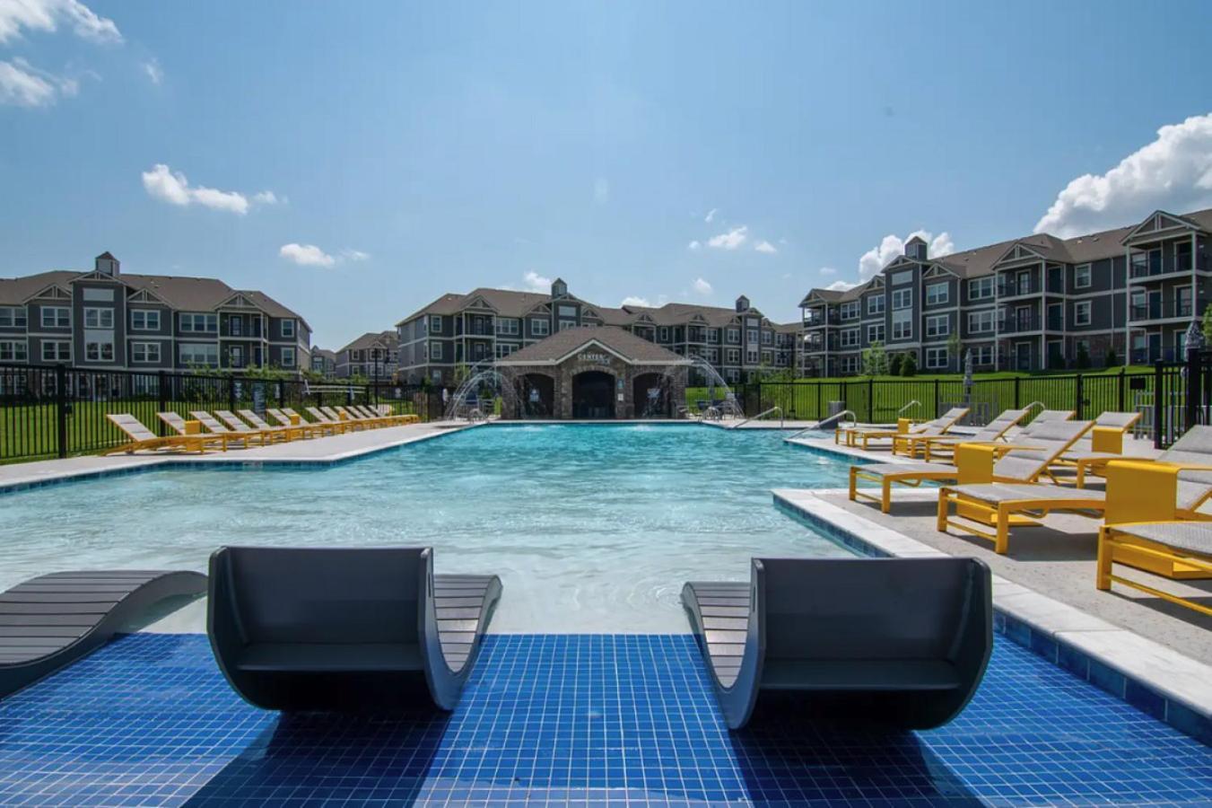 Landing At Center 301 - 2 Bedrooms In Belton Bagian luar foto